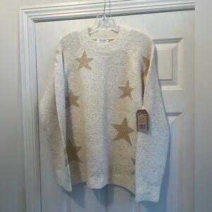 Tru Luxe Sweater.  New.  Medium